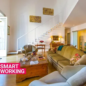 https://charming-apartment-in-the-city-center.sicilyhotelsitaly.net